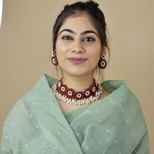 Load image into Gallery viewer, Noor choker with earrings
